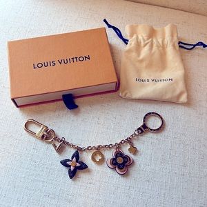 Louis Vuitton Blooming Flowers Chain Bag Charm & Key Holder